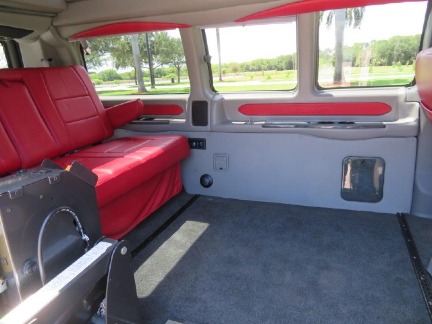 2018 Black /Red GMC Savana G2500 Cargo (1GTW7AFG9J1) with an 6.0L V8 OHV 16V FFV engine, 6A transmission, located at 4301 Oak Circle #19, Boca Raton, FL, 33431, (954) 561-2499, 26.388861, -80.084038 - Photo#50